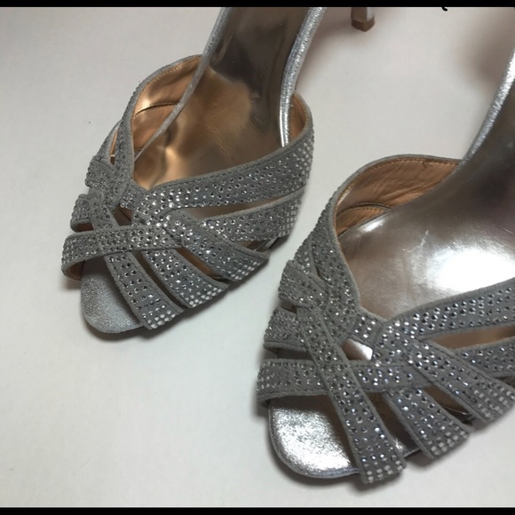 Badgley Mischka Tatiana Silver Metallic Heels - Picture 2 of 6